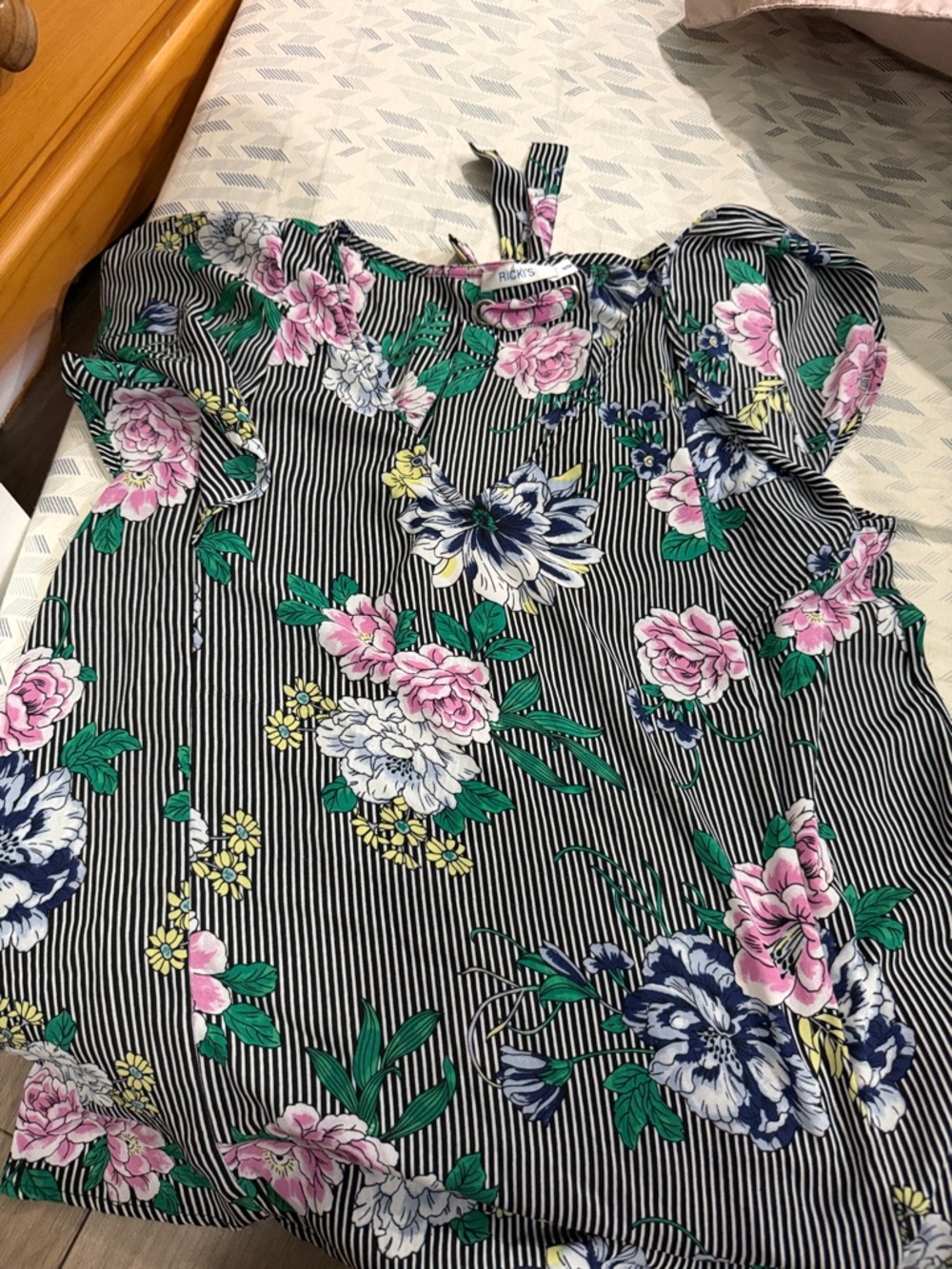 Women top
